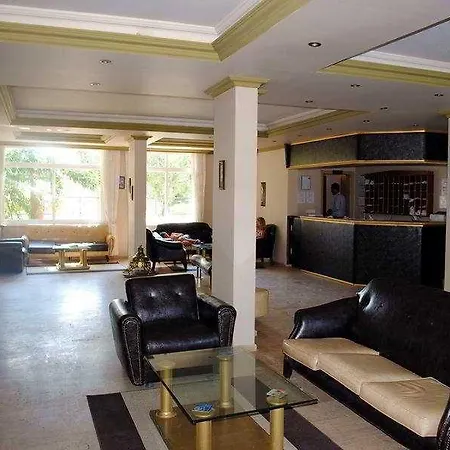 Clup Cinar Hotel 2*