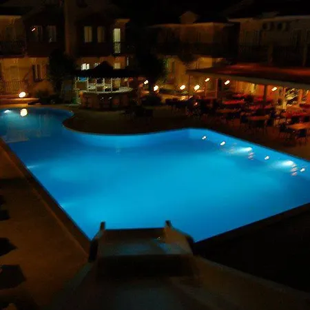 Otel Clup Cinar